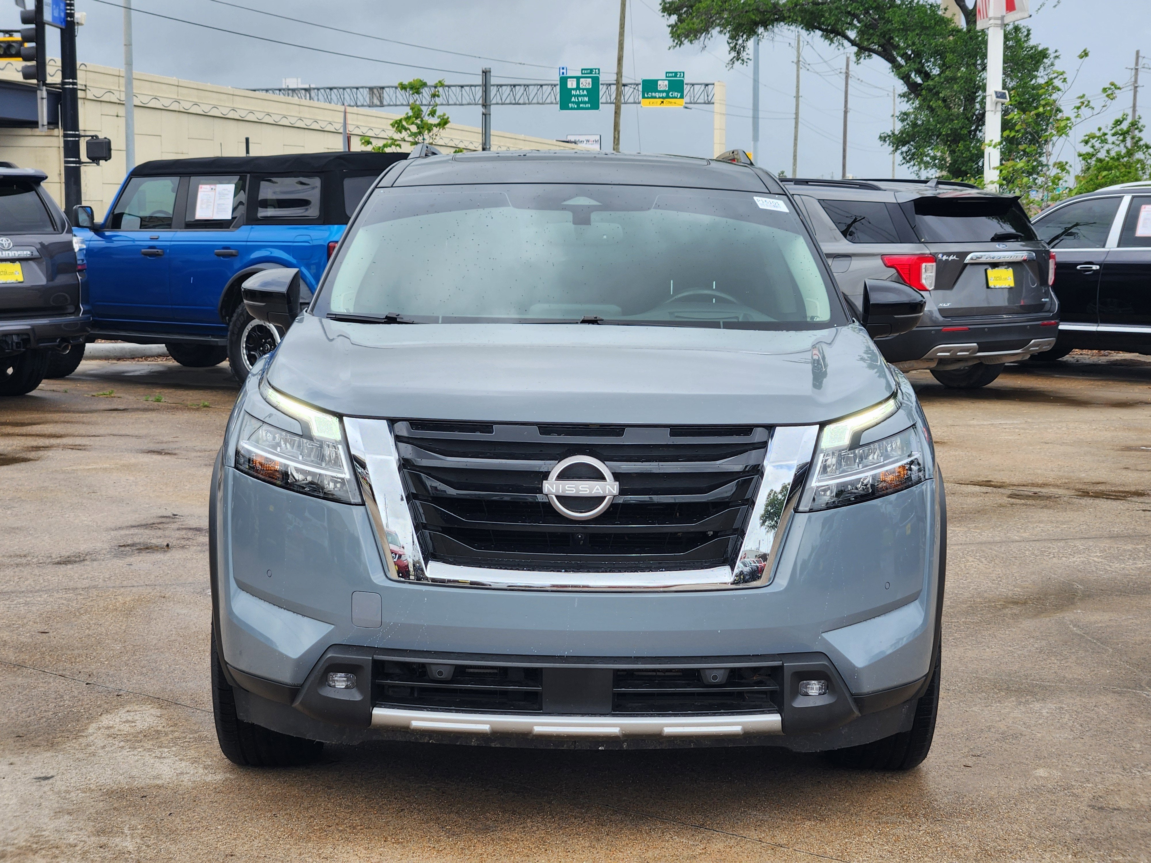 2022 Nissan Pathfinder Platinum