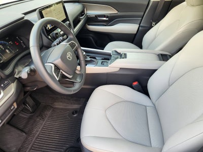 2025 Toyota Grand Highlander XLE