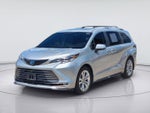 2022 Toyota Sienna Platinum 7-Passenger