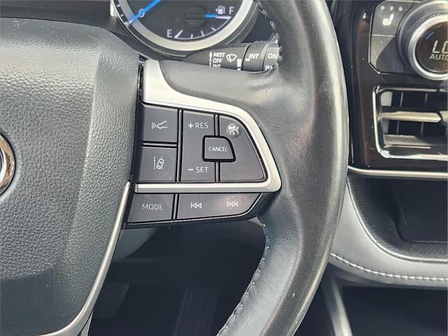 2023 Toyota Highlander Hybrid XLE