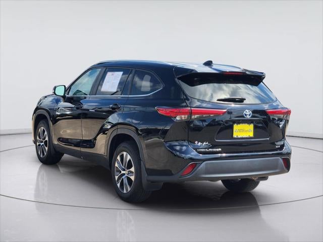 2023 Toyota Highlander Hybrid XLE