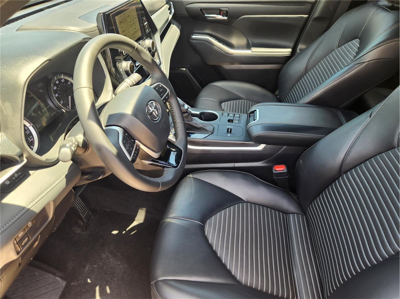 2023 Toyota Highlander XSE