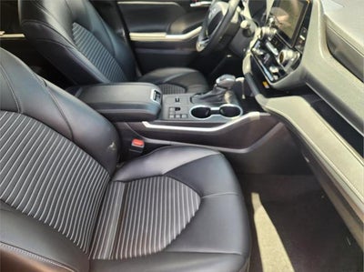 2023 Toyota Highlander XSE