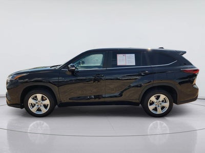 2025 Toyota Highlander LE