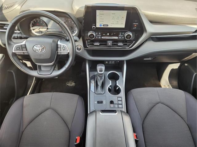 2025 Toyota Highlander LE