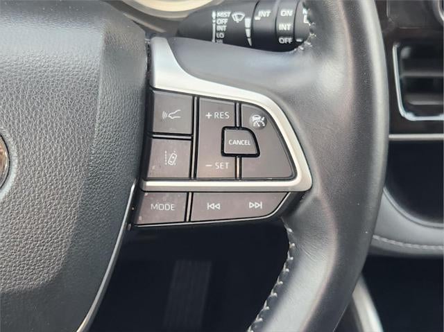 2025 Toyota Highlander LE