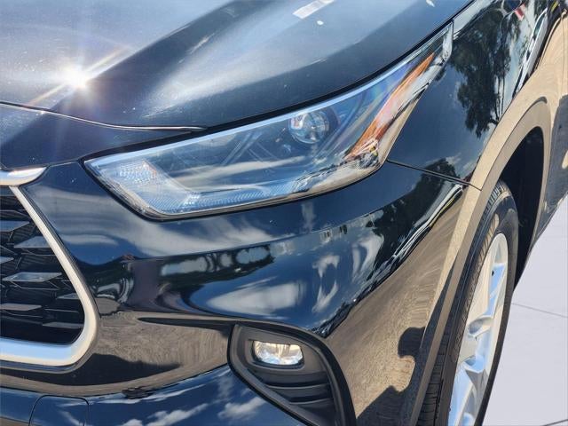 2025 Toyota Highlander LE