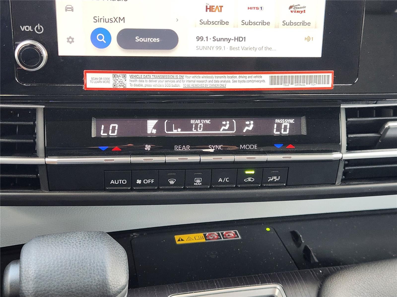 2025 Toyota Sienna LE 8 Passenger