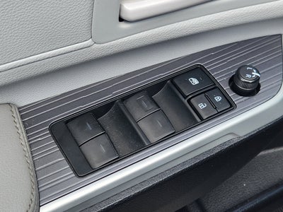 2025 Toyota Sienna LE 8 Passenger