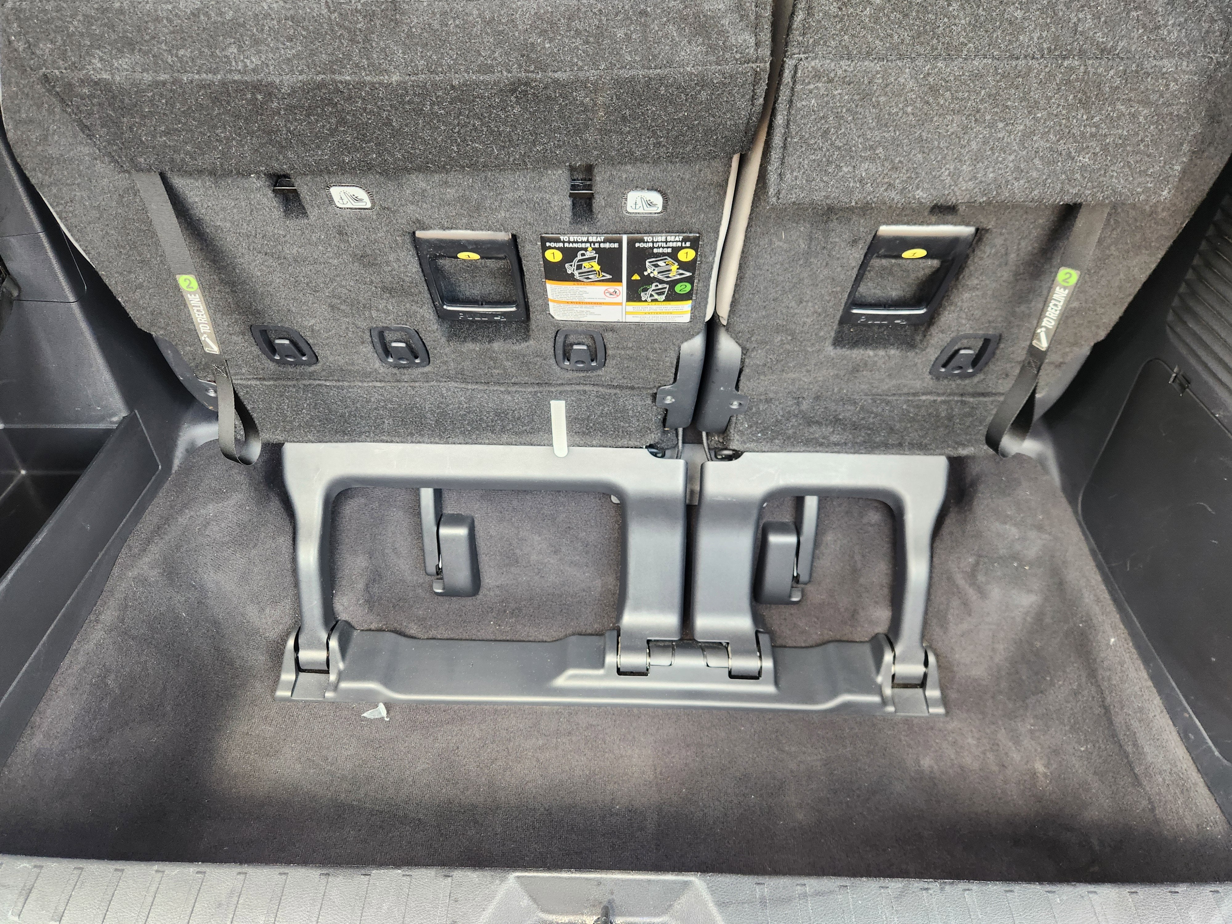 2025 Toyota Sienna LE 8 Passenger