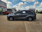 2025 Toyota Sienna LE 8 Passenger