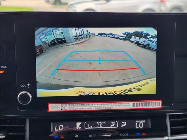 2025 Toyota Sienna LE 8 Passenger