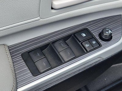 2025 Toyota Sienna LE 8 Passenger