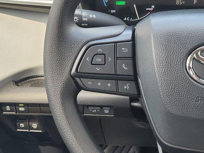 2025 Toyota Sienna LE 8 Passenger