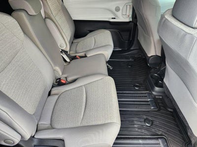 2025 Toyota Sienna LE 8 Passenger