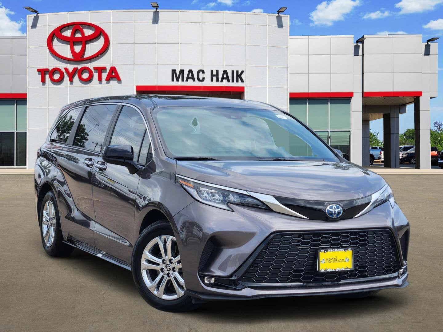 2022 Toyota Sienna XSE 7 Passenger