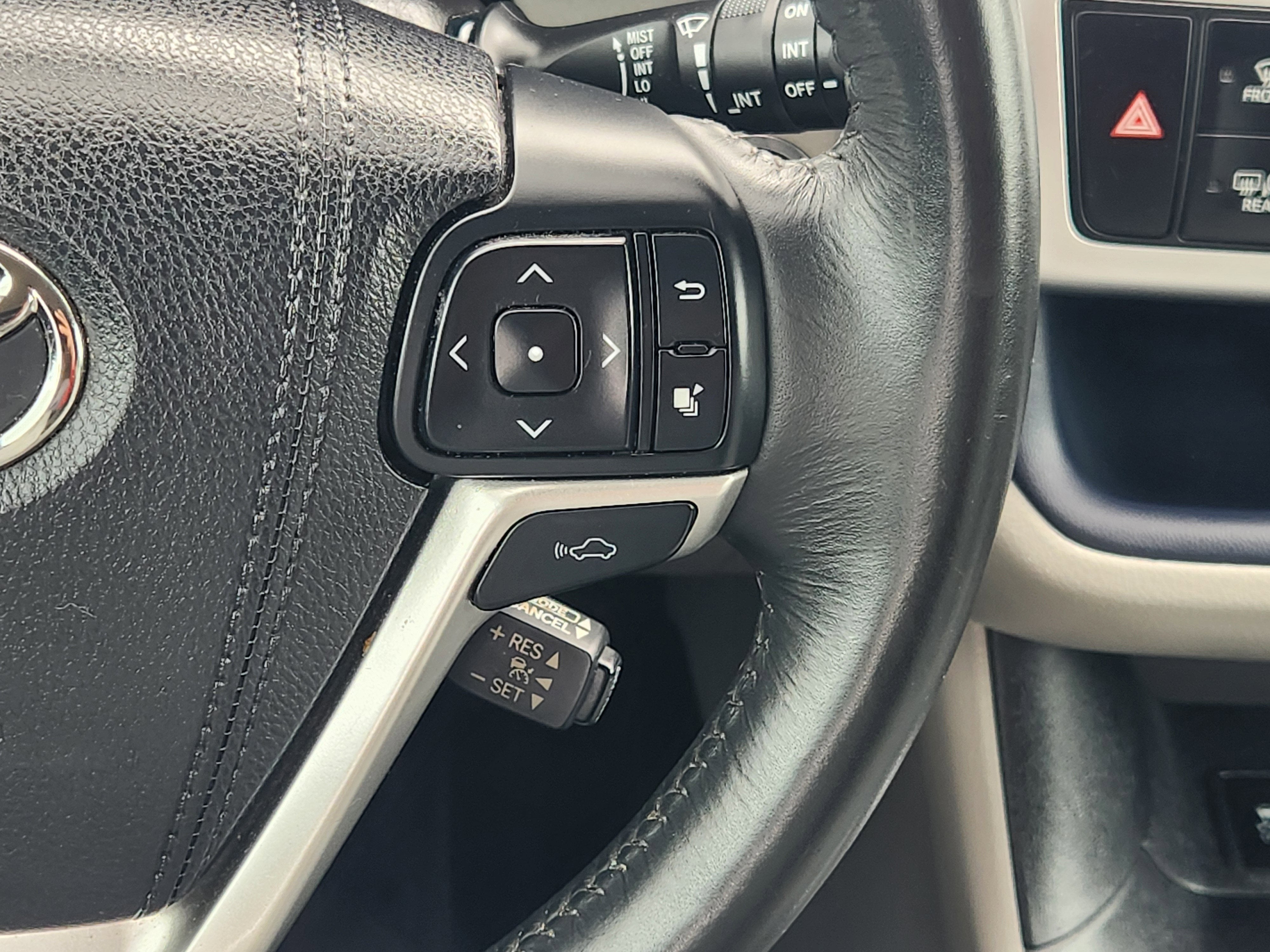 2015 Toyota Highlander Limited Platinum V6