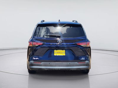 2021 Toyota Sienna XLE