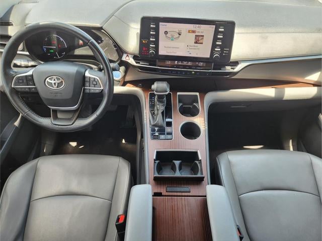 2021 Toyota Sienna XLE