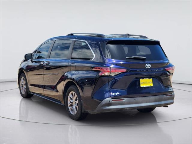 2021 Toyota Sienna XLE