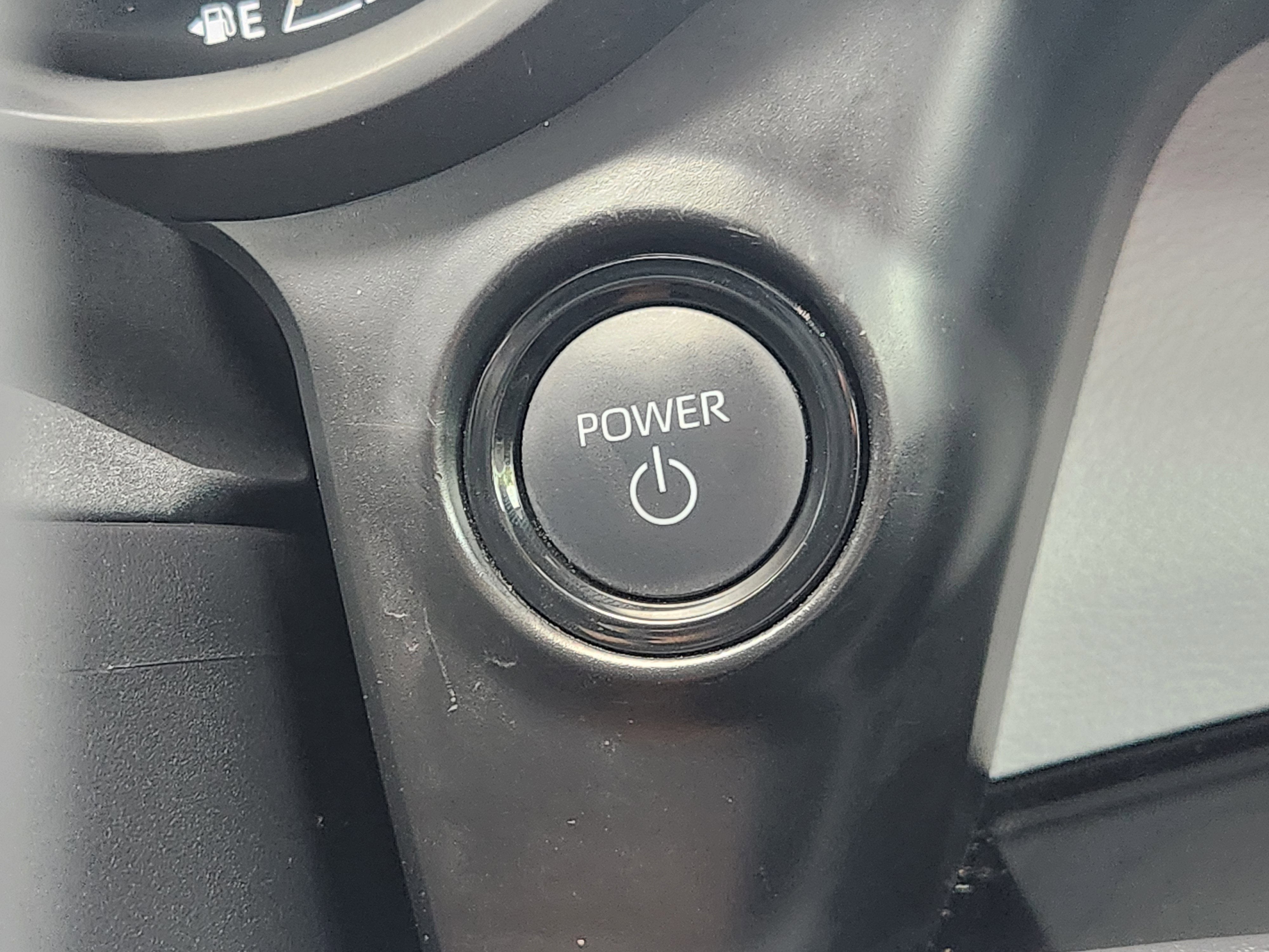 2025 Toyota Sienna XLE 8 Passenger