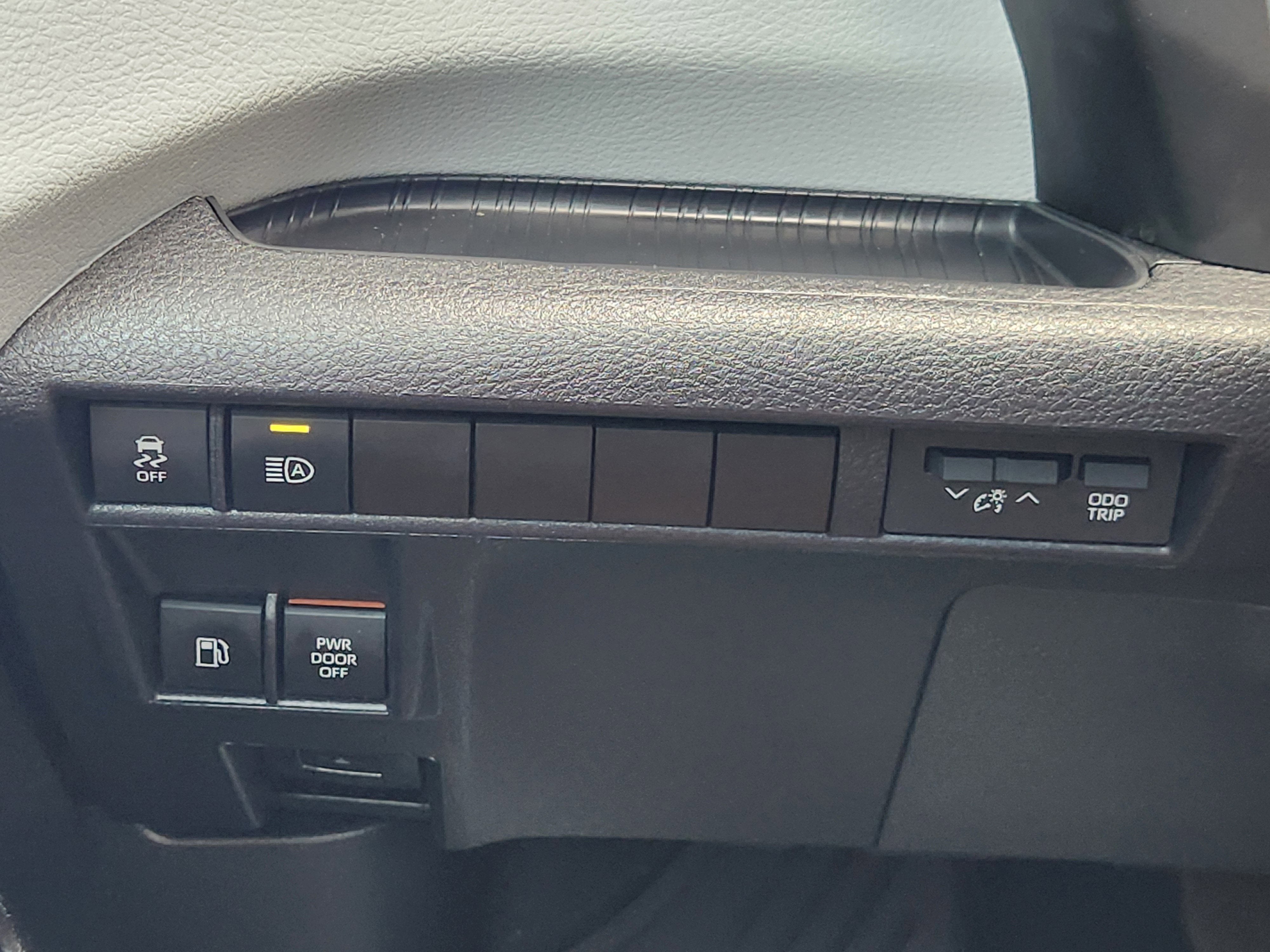 2025 Toyota Sienna XLE 8 Passenger