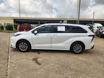 2025 Toyota Sienna XLE 8 Passenger