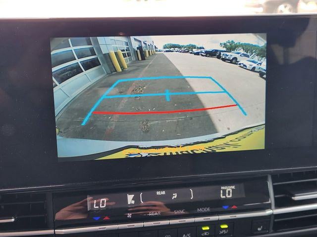 2025 Toyota Sienna XLE 8 Passenger