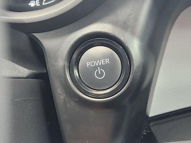 2025 Toyota Sienna XLE 8 Passenger