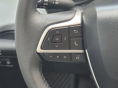 2025 Toyota Sienna XLE 8 Passenger