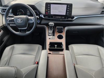 2021 Toyota Sienna HV Base