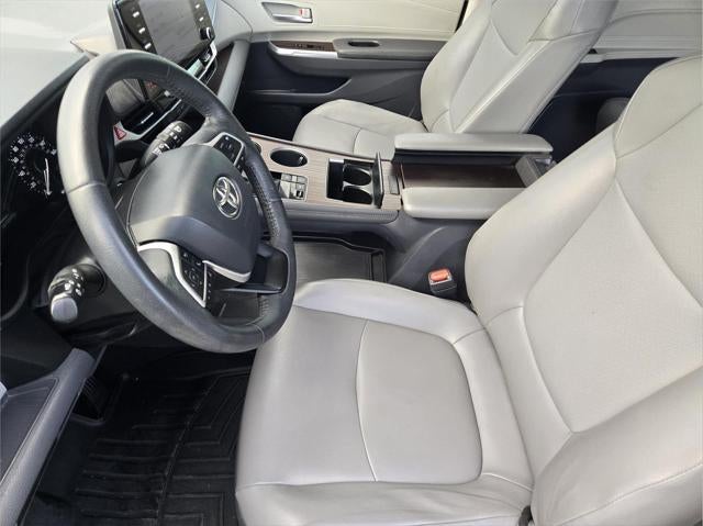 2021 Toyota Sienna HV Base
