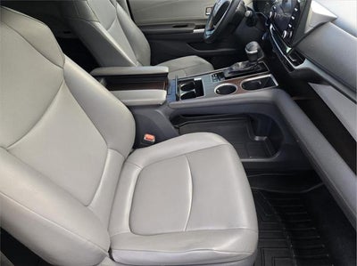 2021 Toyota Sienna HV Base