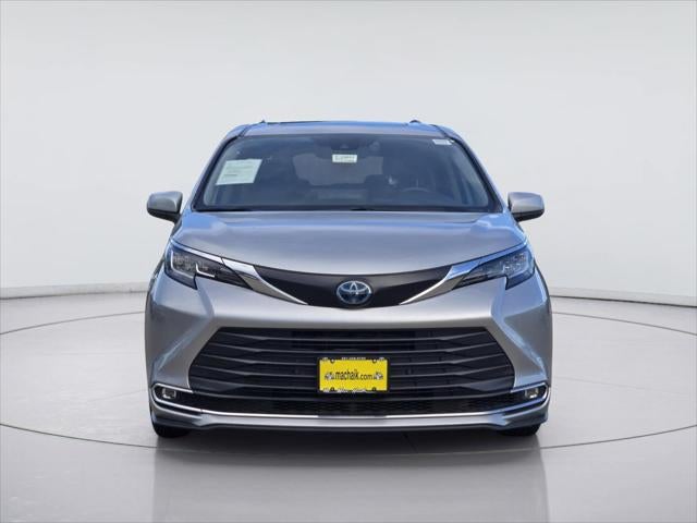 2021 Toyota Sienna HV Base