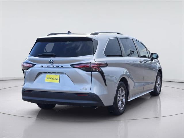 2021 Toyota Sienna HV Base
