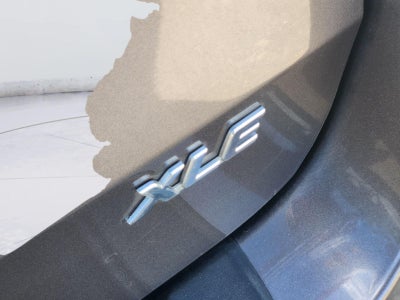 2018 Toyota Sienna XLE 8-Passenger
