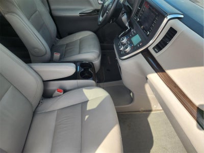 2018 Toyota Sienna XLE 8-Passenger