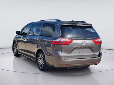 2018 Toyota Sienna XLE 8-Passenger