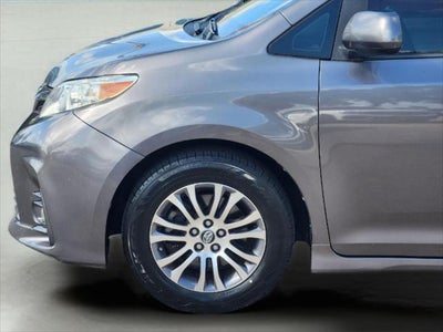 2018 Toyota Sienna XLE 8-Passenger