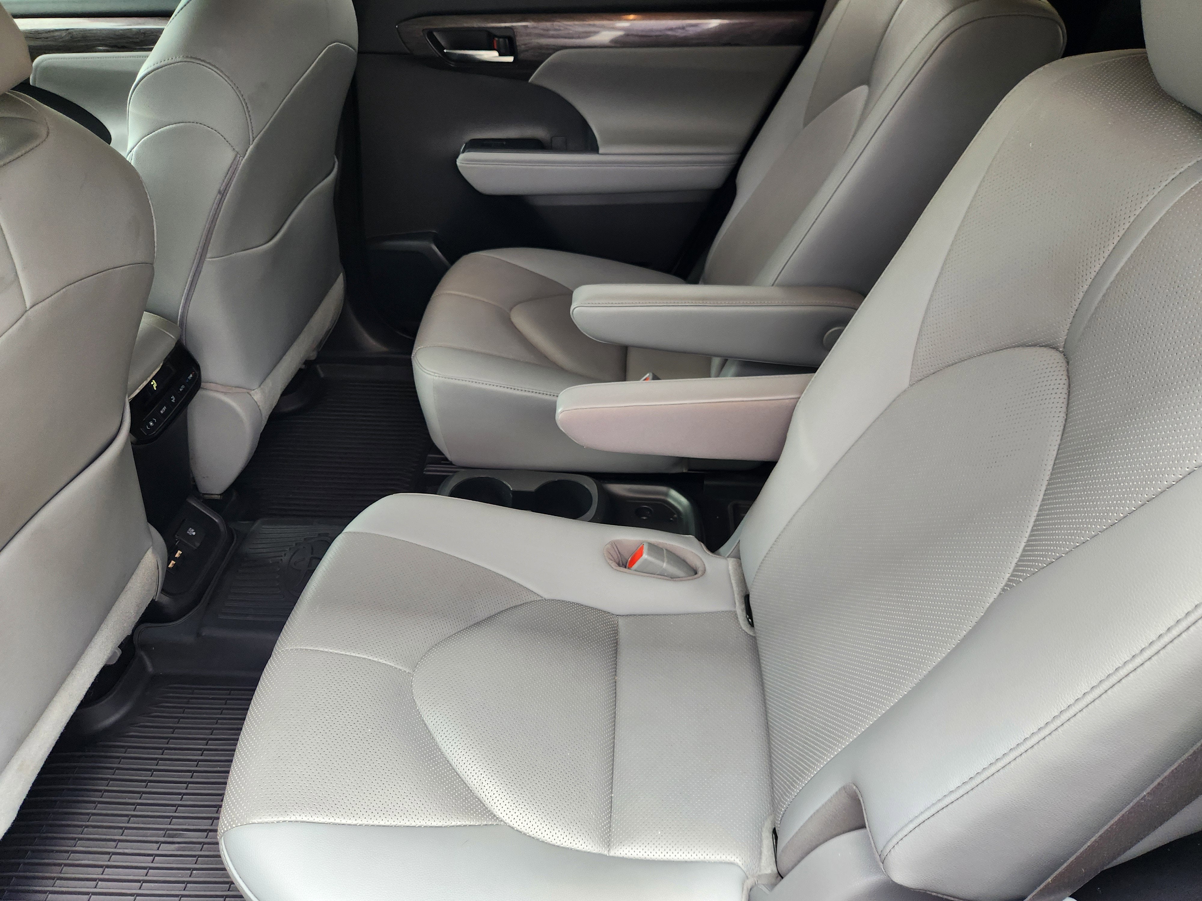 2020 Toyota Highlander Limited