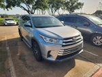 2017 Toyota HIGHLANDER LE