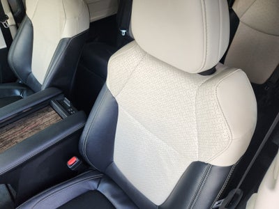 2025 Toyota Sienna Limited 7 Passenger