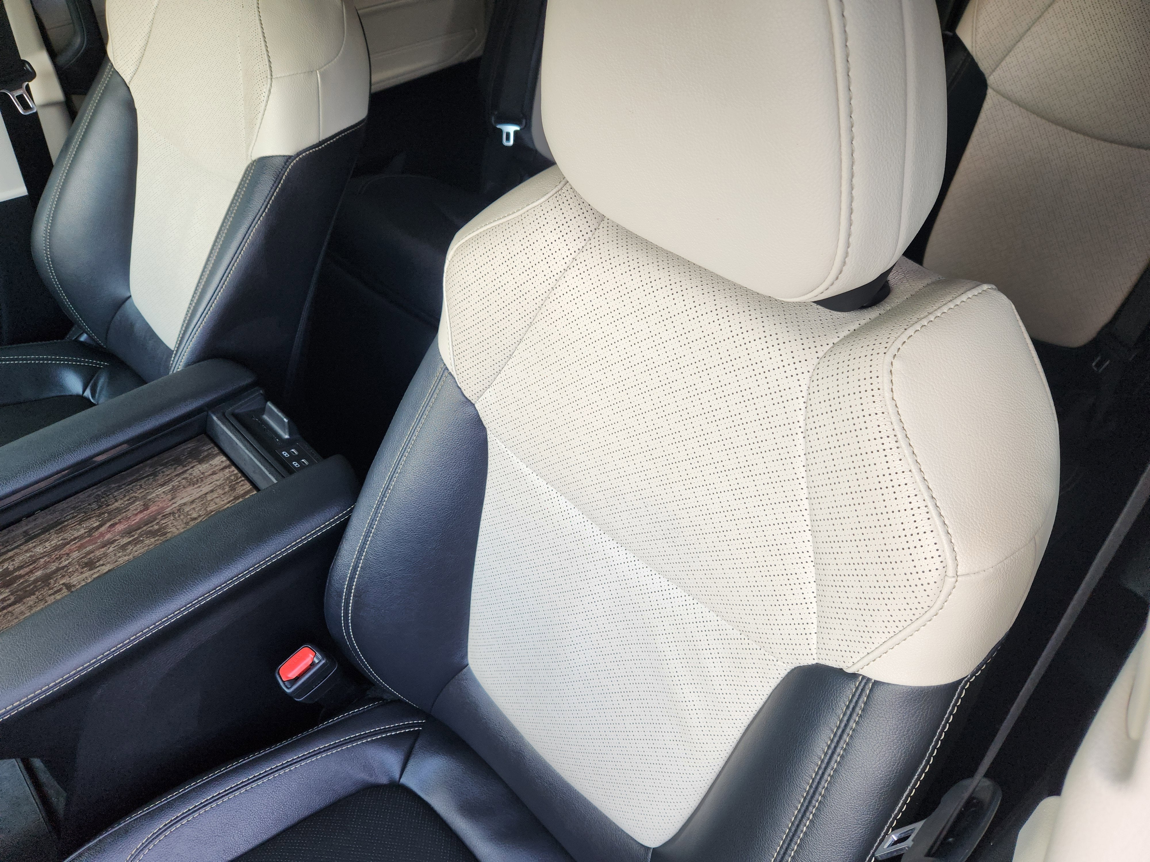 2025 Toyota Sienna Limited 7 Passenger