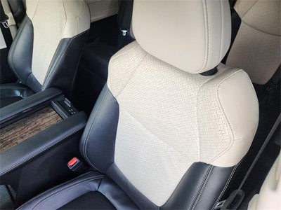 2025 Toyota Sienna Limited 7 Passenger