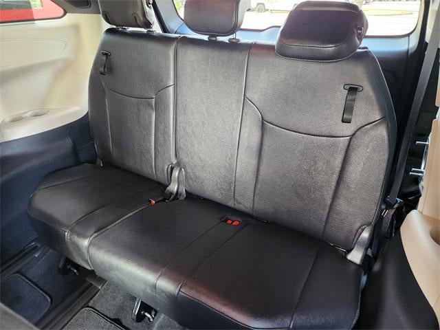 2025 Toyota Sienna Limited 7 Passenger