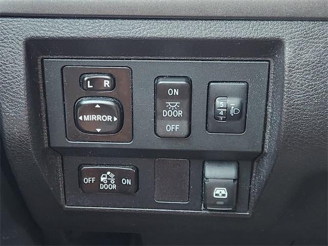 2014 Toyota Tundra SR5 CrewMax