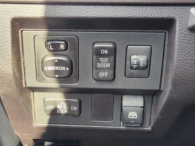 2015 Toyota Tundra Truck SR5