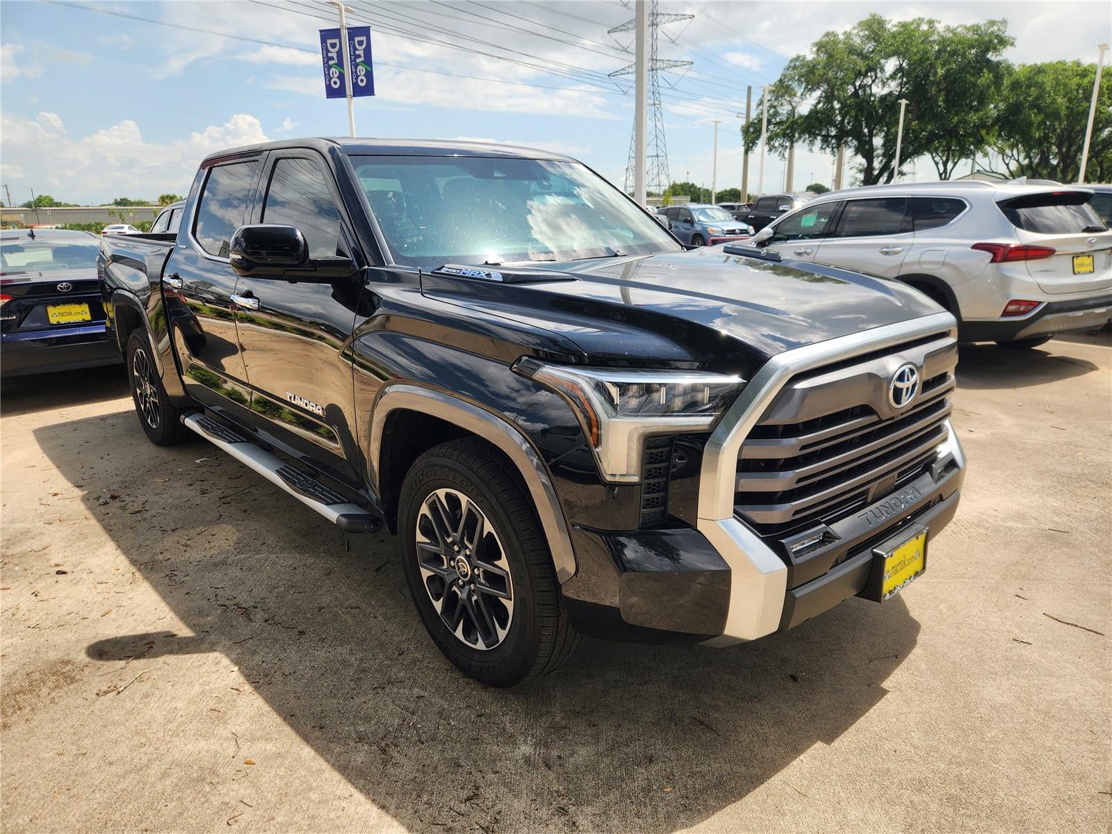 2023 Toyota Tundra Limited HV