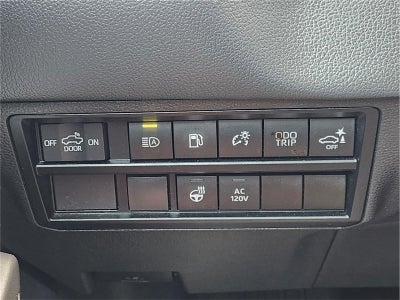 2023 Toyota Tundra Limited HV
