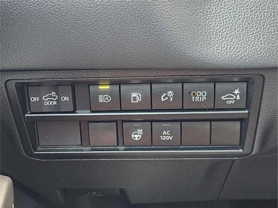 2023 Toyota Tundra Limited HV